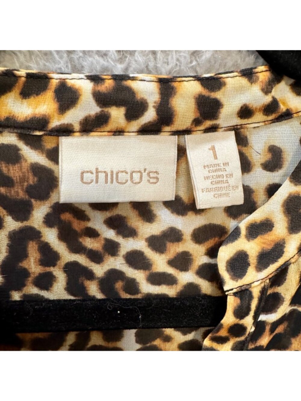 Chico's Leopard Sheer Blouse Cover Up M Tiered Hi-Low Tab Cuffed Sleeves Regency - Picture 8 of 12